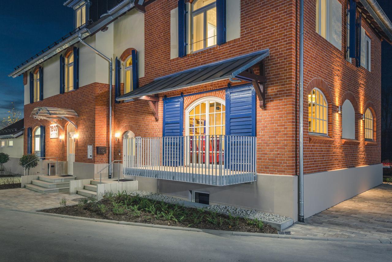 노이엔슈타트 암 코허 Bahnlounge 1907 B&B 외부 사진