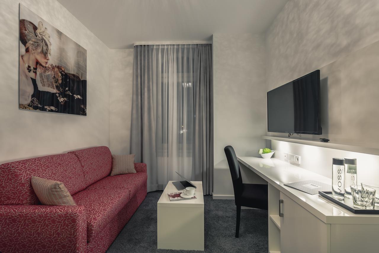 노이엔슈타트 암 코허 Bahnlounge 1907 B&B 외부 사진